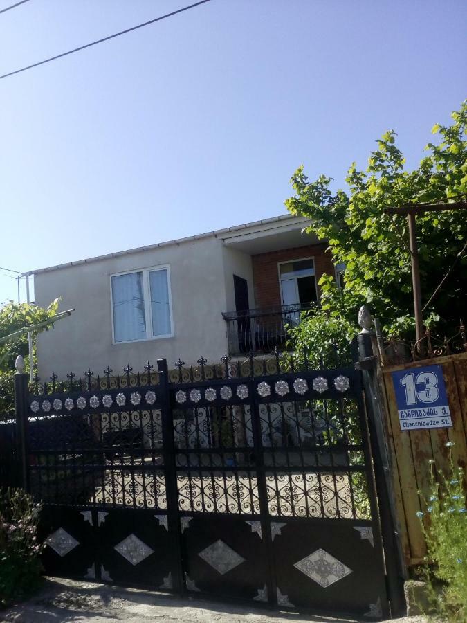 Guest House On Gora Kutaisi Exterior photo